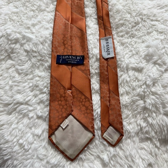 Givenchy Orange Patterned Tie - Picture 5 of 12